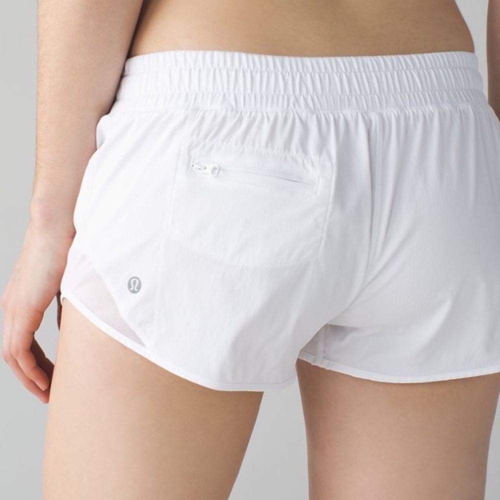 White hotty hot shorts!!